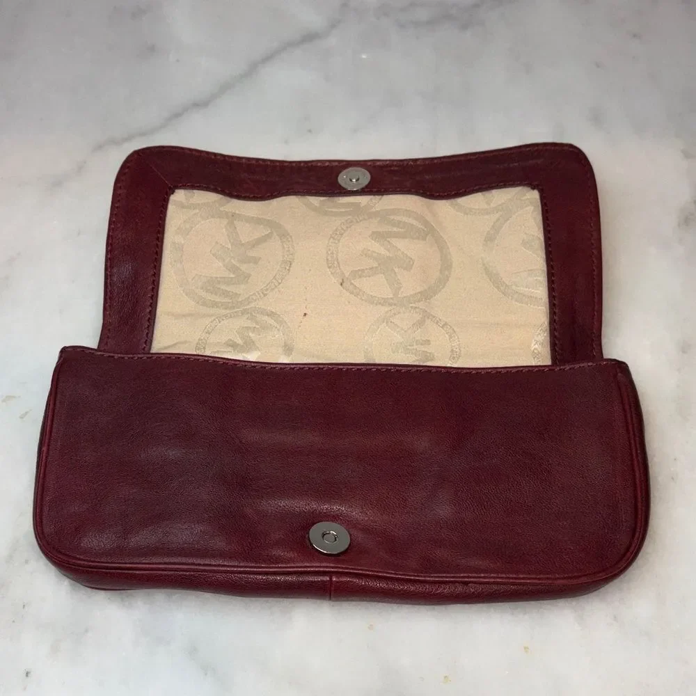 Michael Kors Clutch Bag Purse Leather Vintage Y2K Maroon Cranberry Buckle Bag